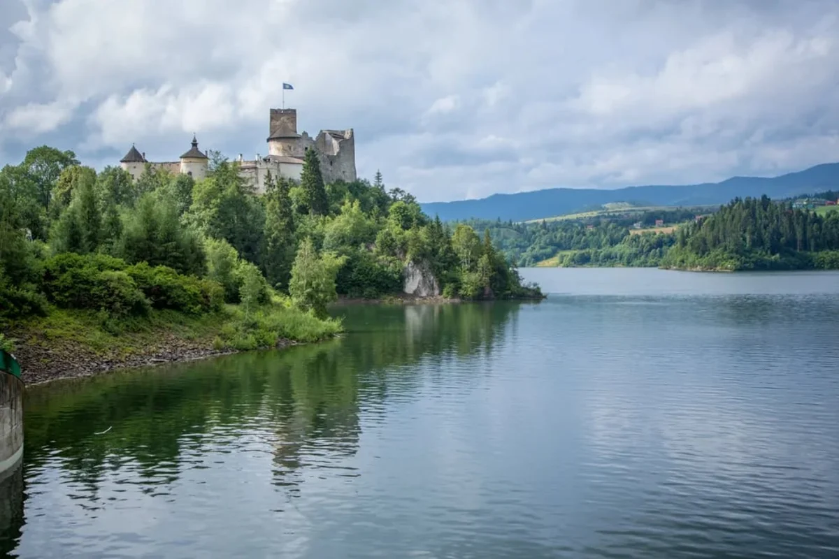 Atrakcje dodatkowe przy spływie Dunajcem – sprawdź najlepsze!